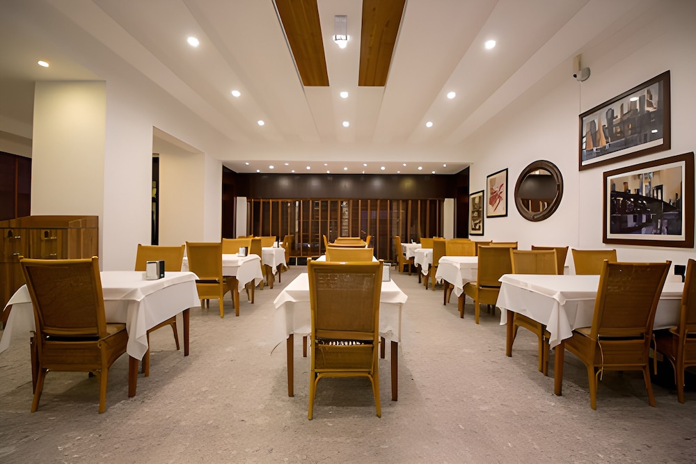 supreme beach adults only