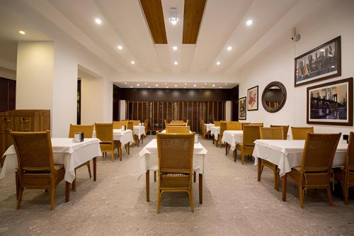 supreme beach adults only