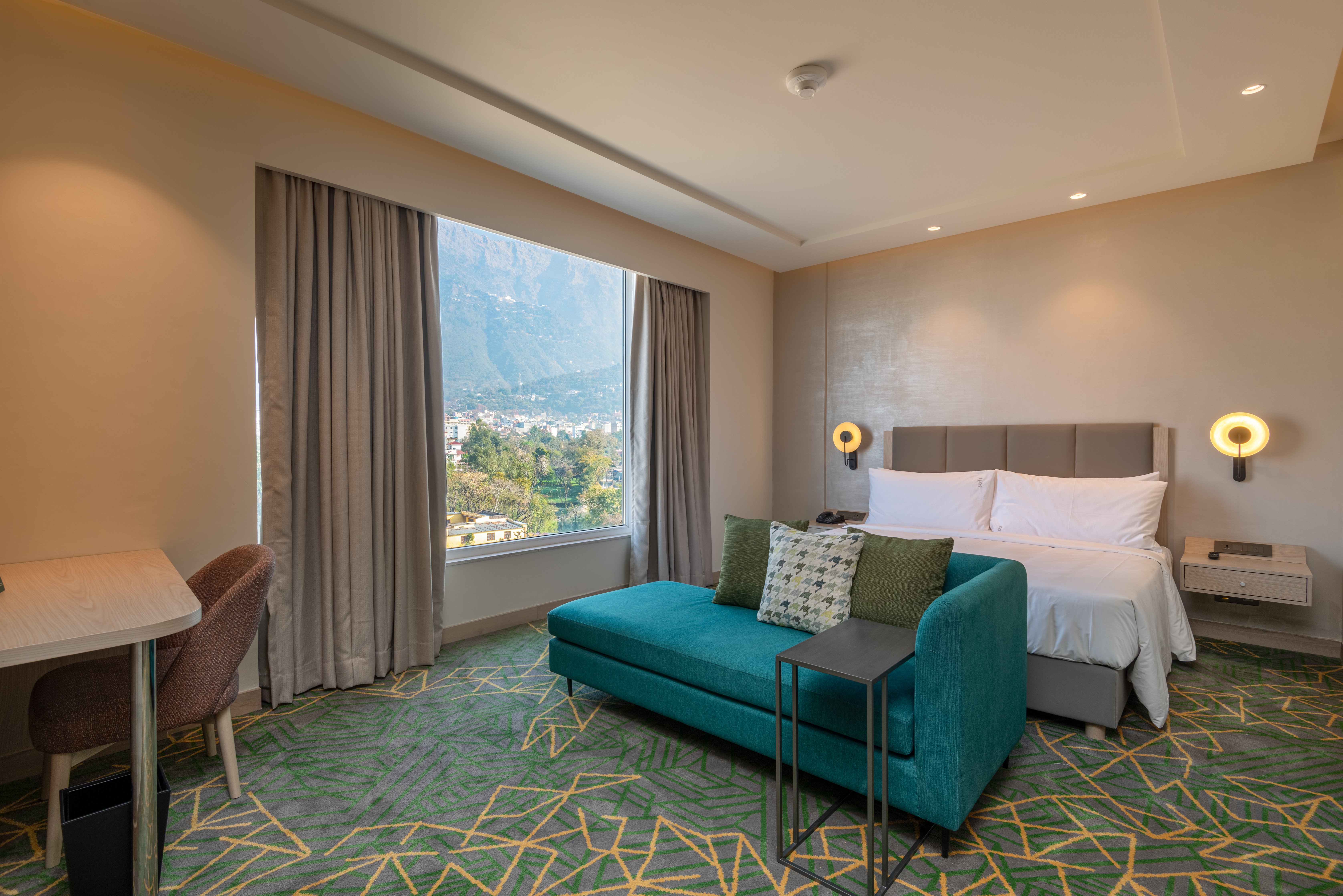 holiday inn katra vaishno devi by ihg