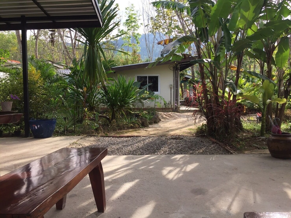 baansuan suksangob farm stay