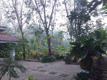 baansuan suksangob farm stay