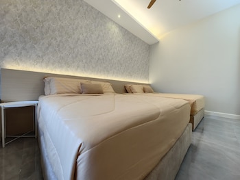 attic home melaka imperio residence