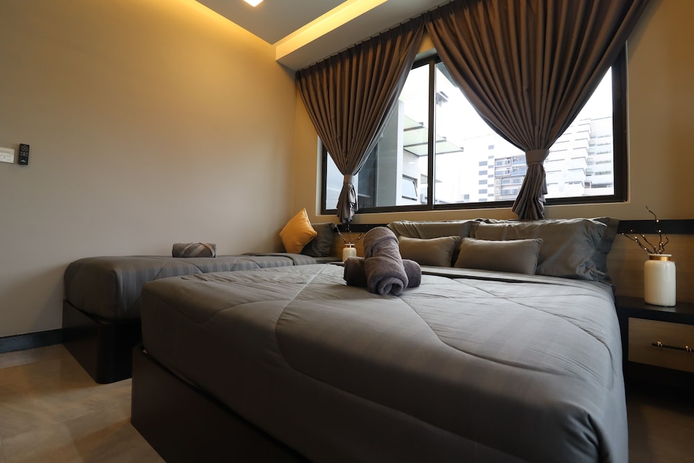 attic home melaka imperio residence