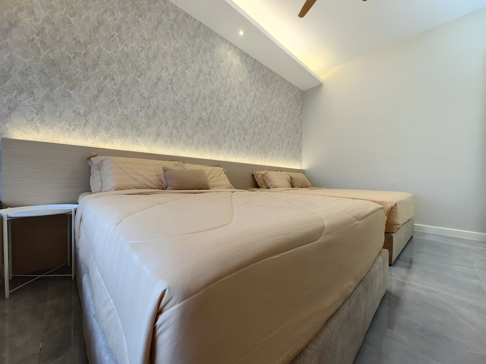 attic home melaka imperio residence