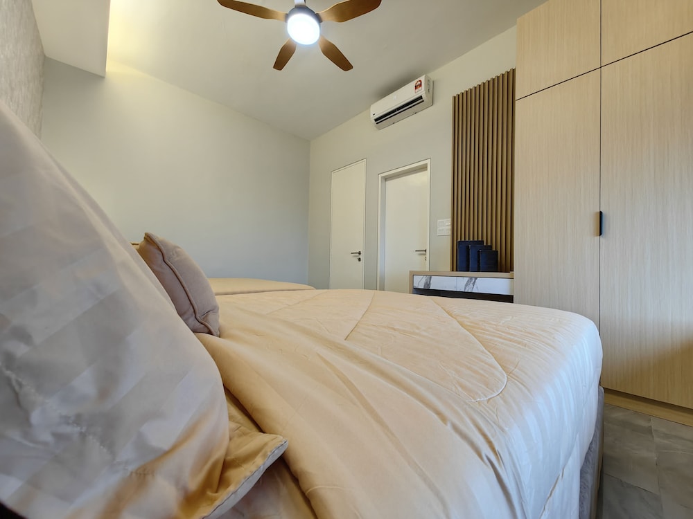 attic home melaka imperio residence