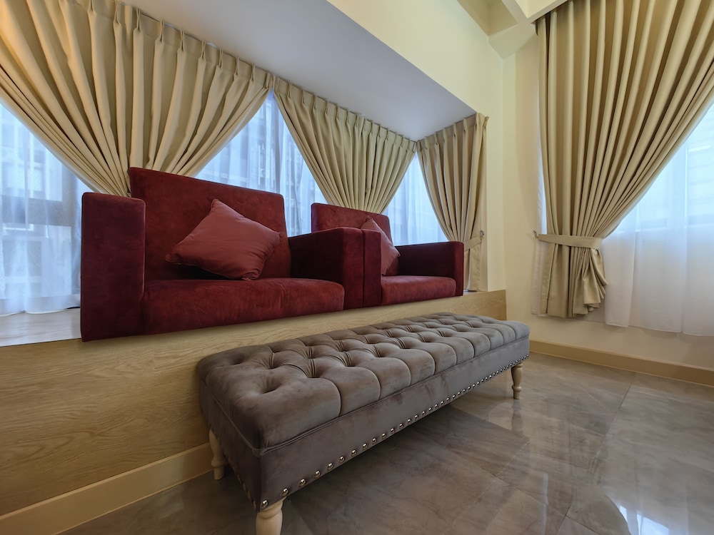 attic home melaka imperio residence