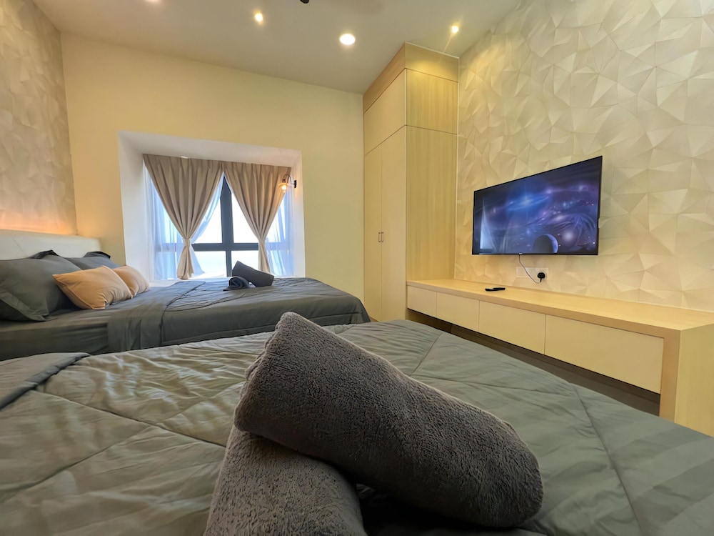 attic home melaka imperio residence