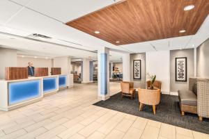 holiday inn express ft lauderdale cruise airport by ihg