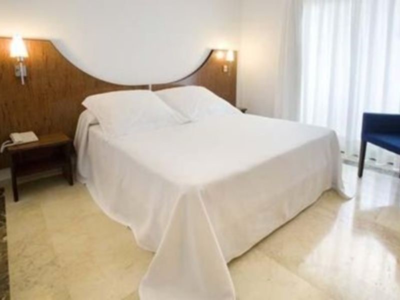 barcelo benidorm beach adults recommended