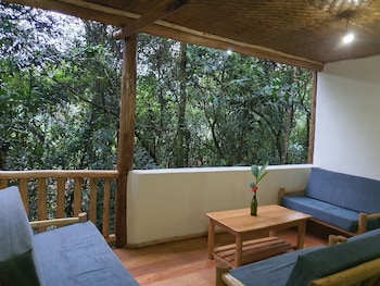 buhoma gorilla camp