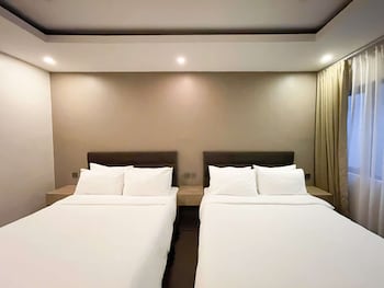 uphill hotel baguio