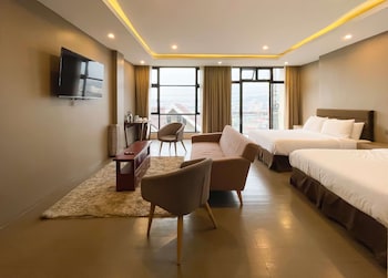 uphill hotel baguio