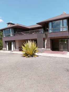 mount kenya wildlife estate at ol pejeta