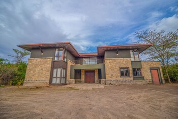 mount kenya wildlife estate at ol pejeta