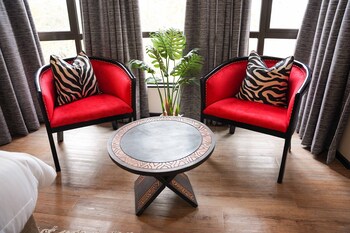 mount kenya wildlife estate at ol pejeta