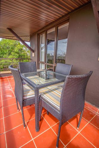 mount kenya wildlife estate at ol pejeta