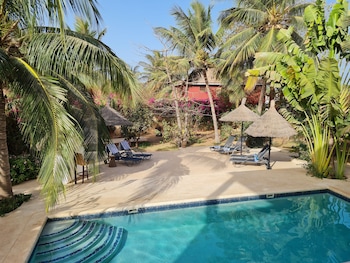 souimanga bleu hotel saly