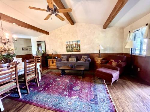 c8 two bedroom two bath log sided lake view luxury cottage with hot tub by redawning