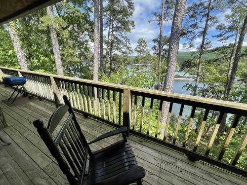 c8 two bedroom two bath log sided lake view luxury cottage with hot tub by redawning