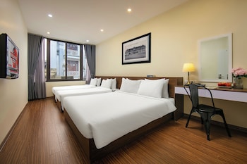 queen cafe hotel and pub
