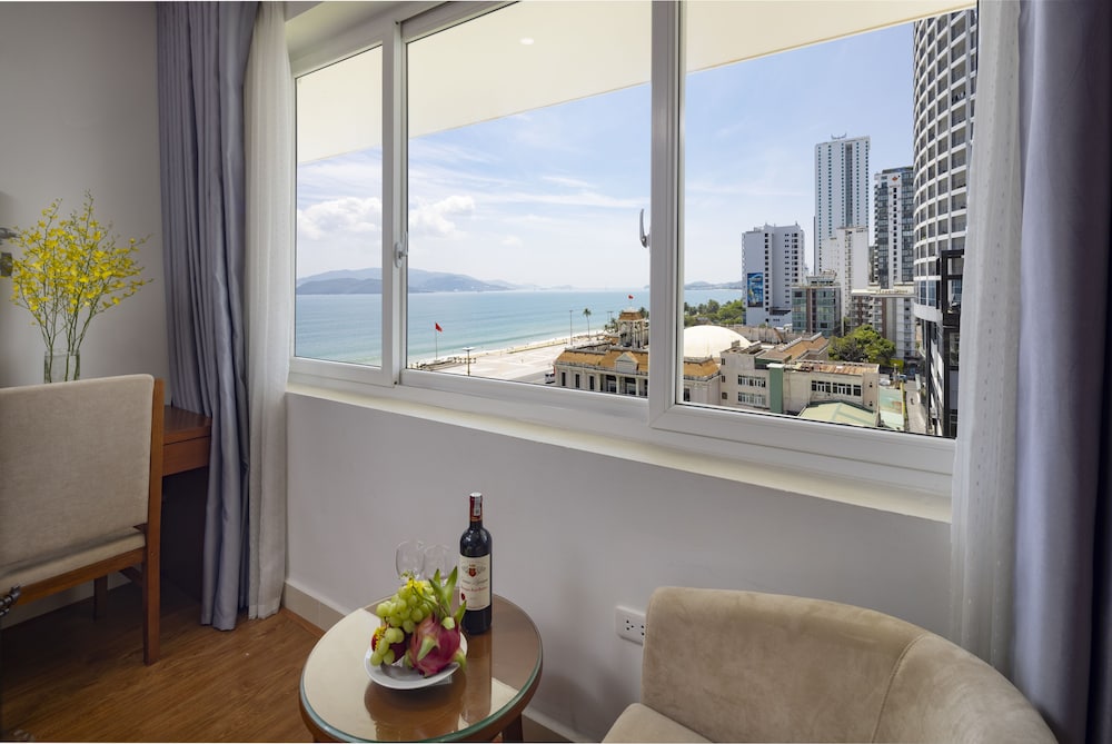 t 78 hotel nha trang