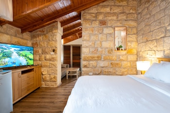 via maria boutique suites