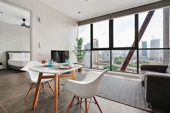 scarletz klcc apartments by soulasia
