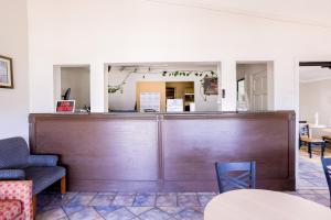 cozy garden inn