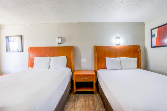 cozy garden inn