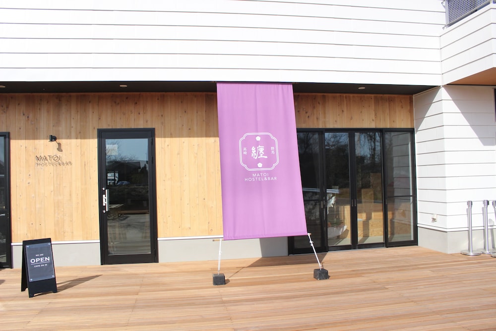 matoi hostel and bar