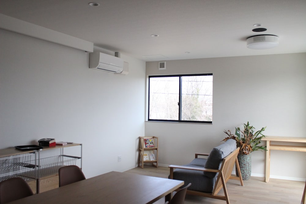 matoi hostel and bar