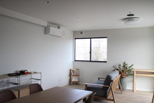 matoi hostel and bar