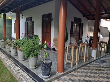 serendip villa holiday home