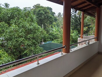 serendip villa holiday home