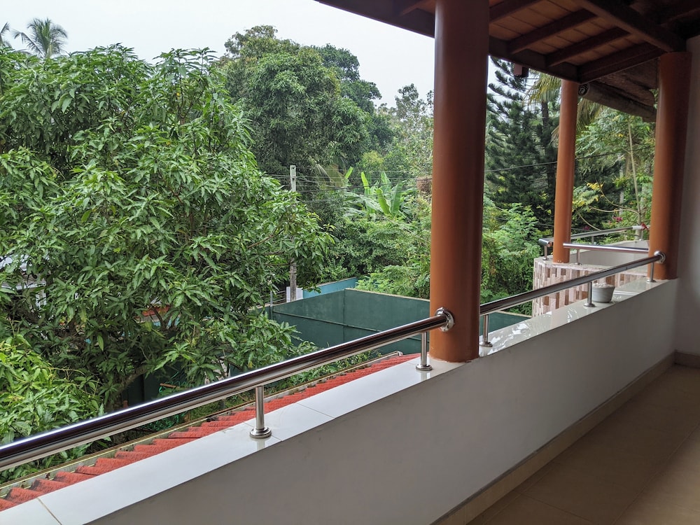 serendip villa holiday home