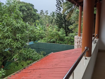 serendip villa holiday home