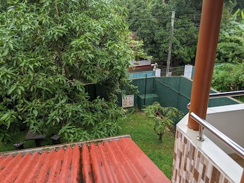 serendip villa holiday home