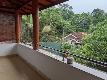 serendip villa holiday home