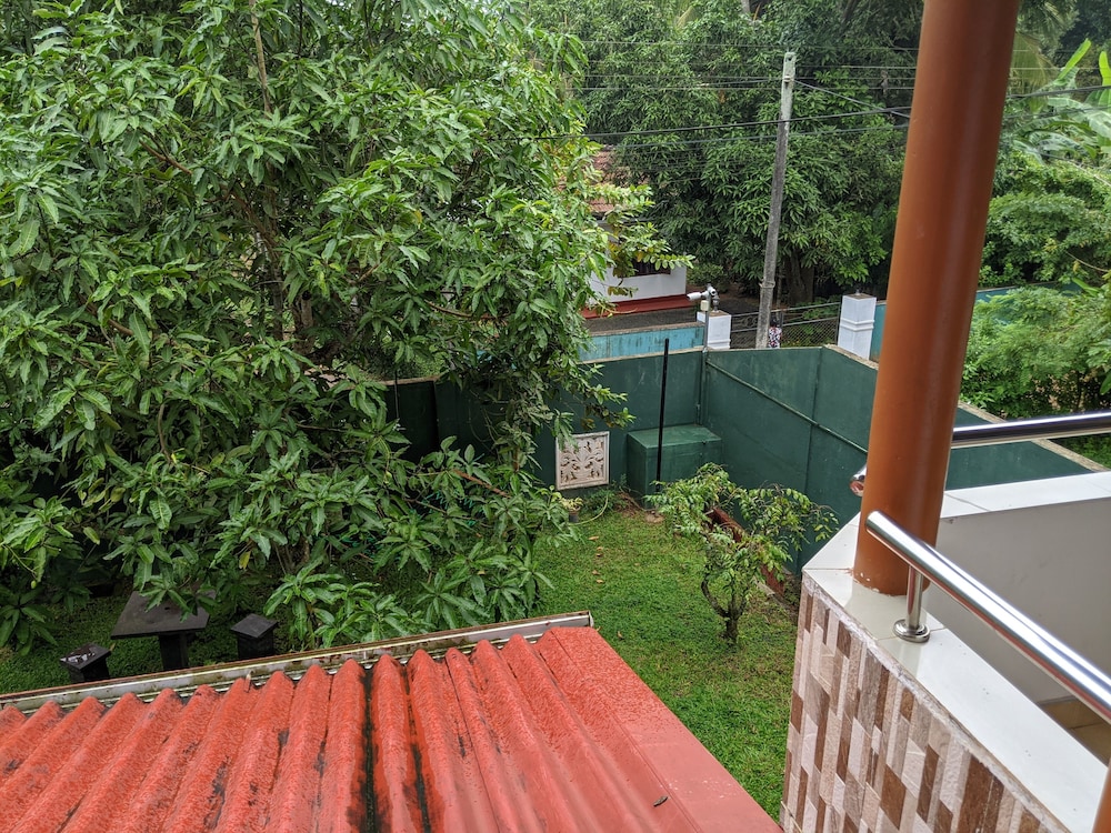 serendip villa holiday home