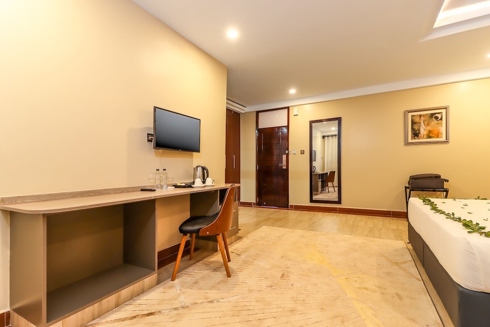 dallas premiere hotel