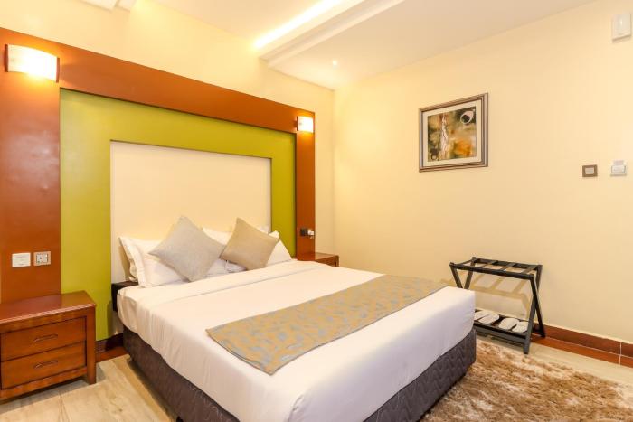 dallas premiere hotel