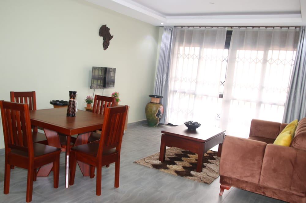 nl josephines apartments