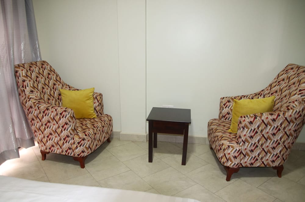 nl josephines apartments