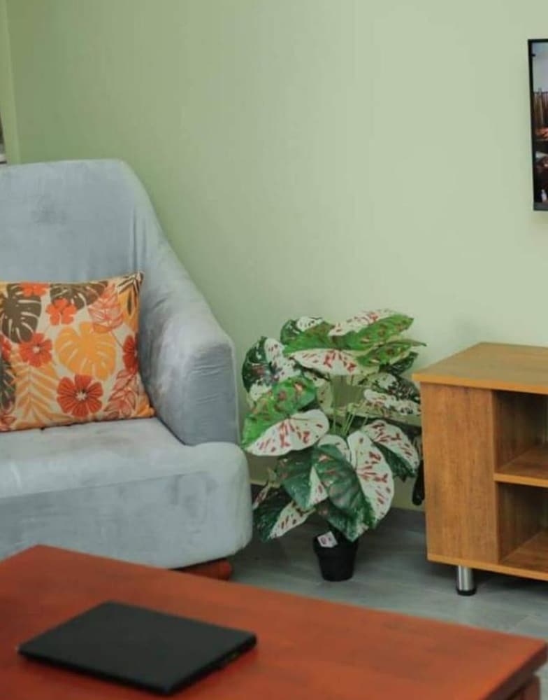 nl josephines apartments