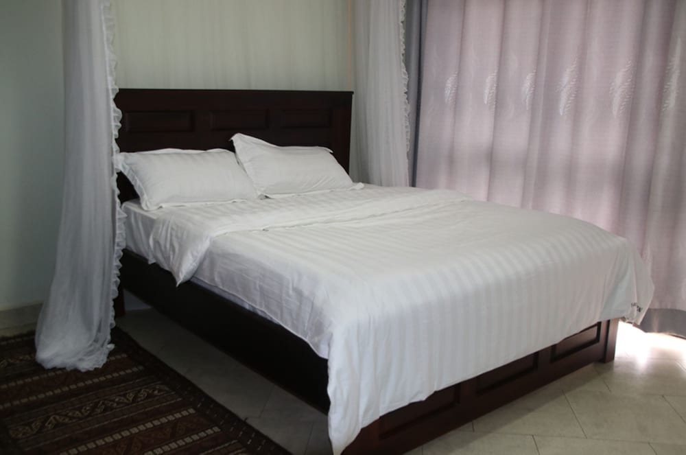 nl josephines apartments