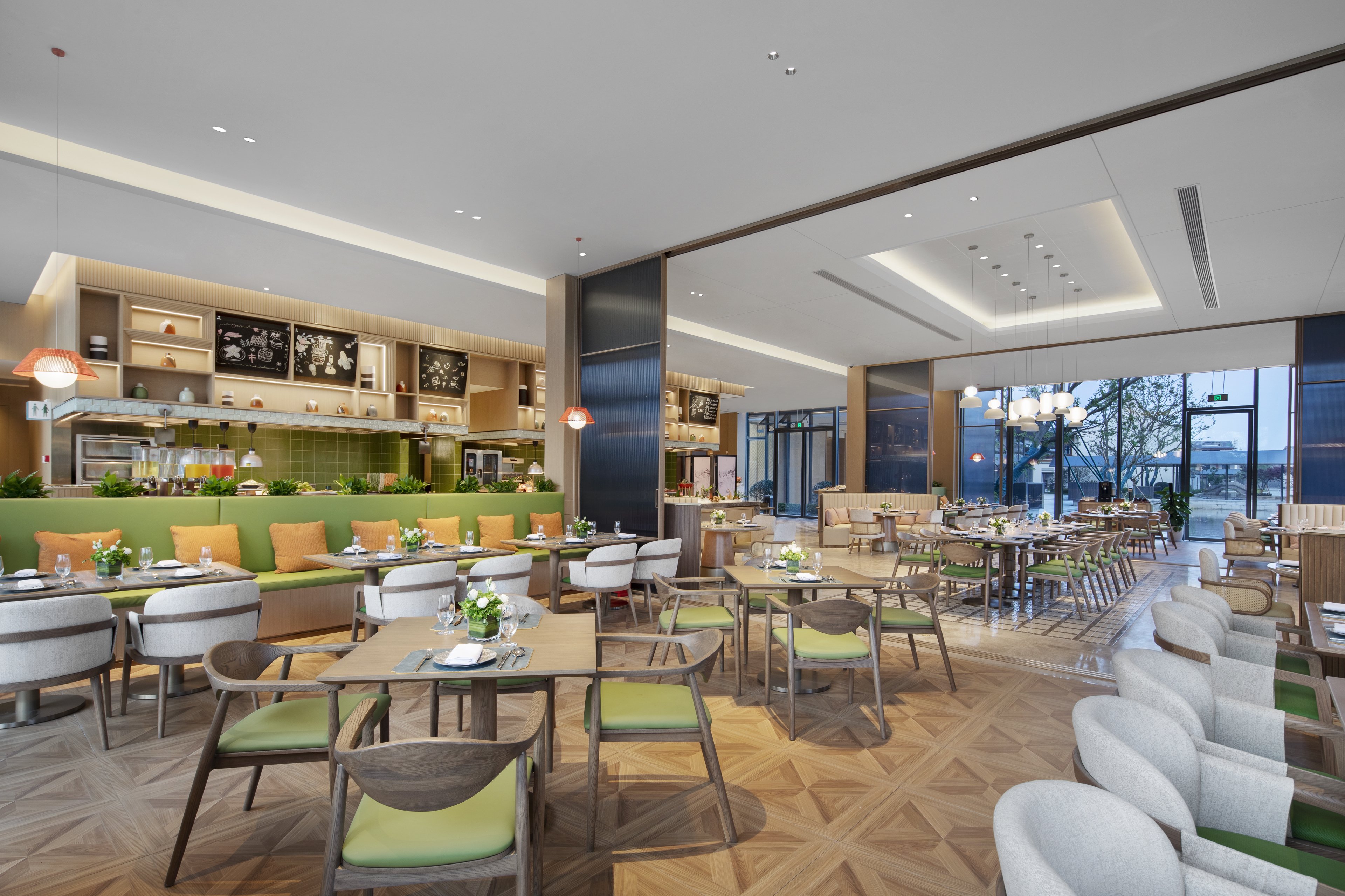 holiday inn deqing xinshi ancient town an ihg hotel