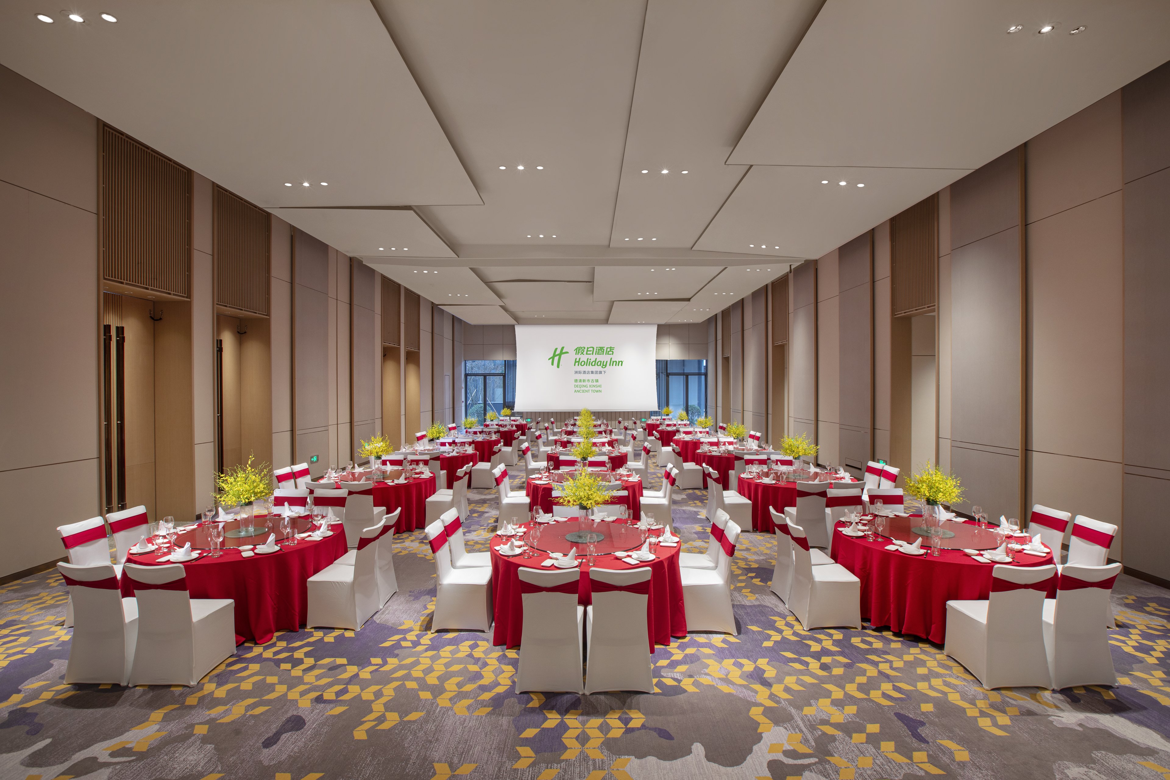 holiday inn deqing xinshi ancient town an ihg hotel