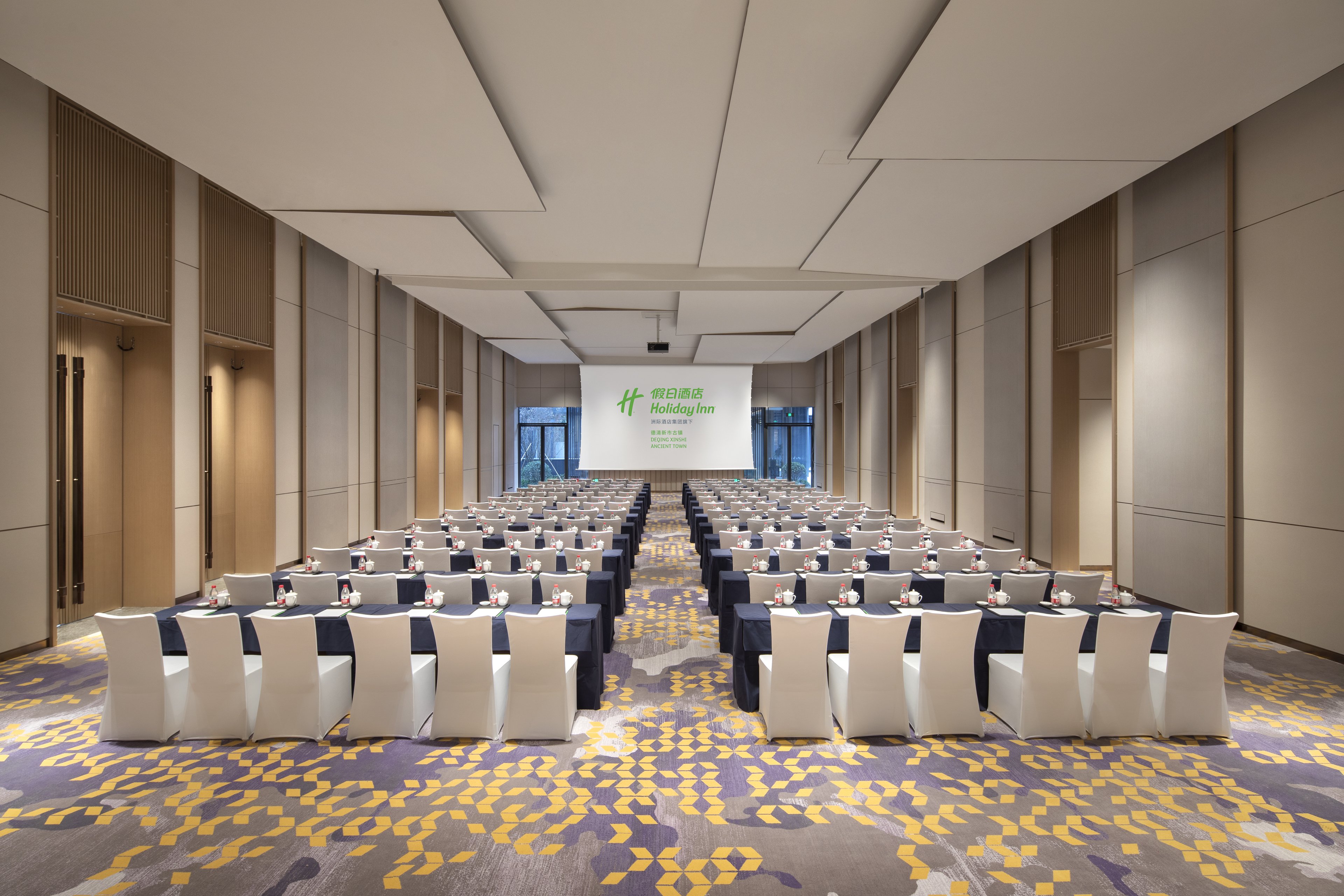 holiday inn deqing xinshi ancient town an ihg hotel