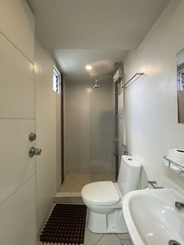 h plus hotel powered by cocotel