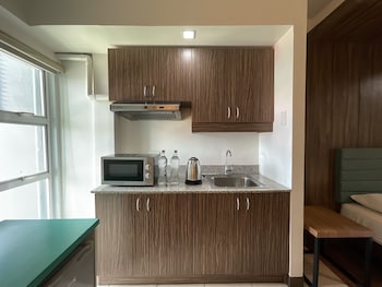 h plus hotel powered by cocotel